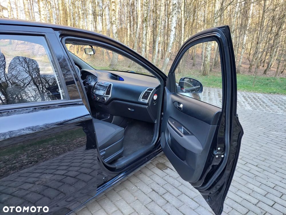 Hyundai i20 1.25 Wersja Jubileuszowa - 28