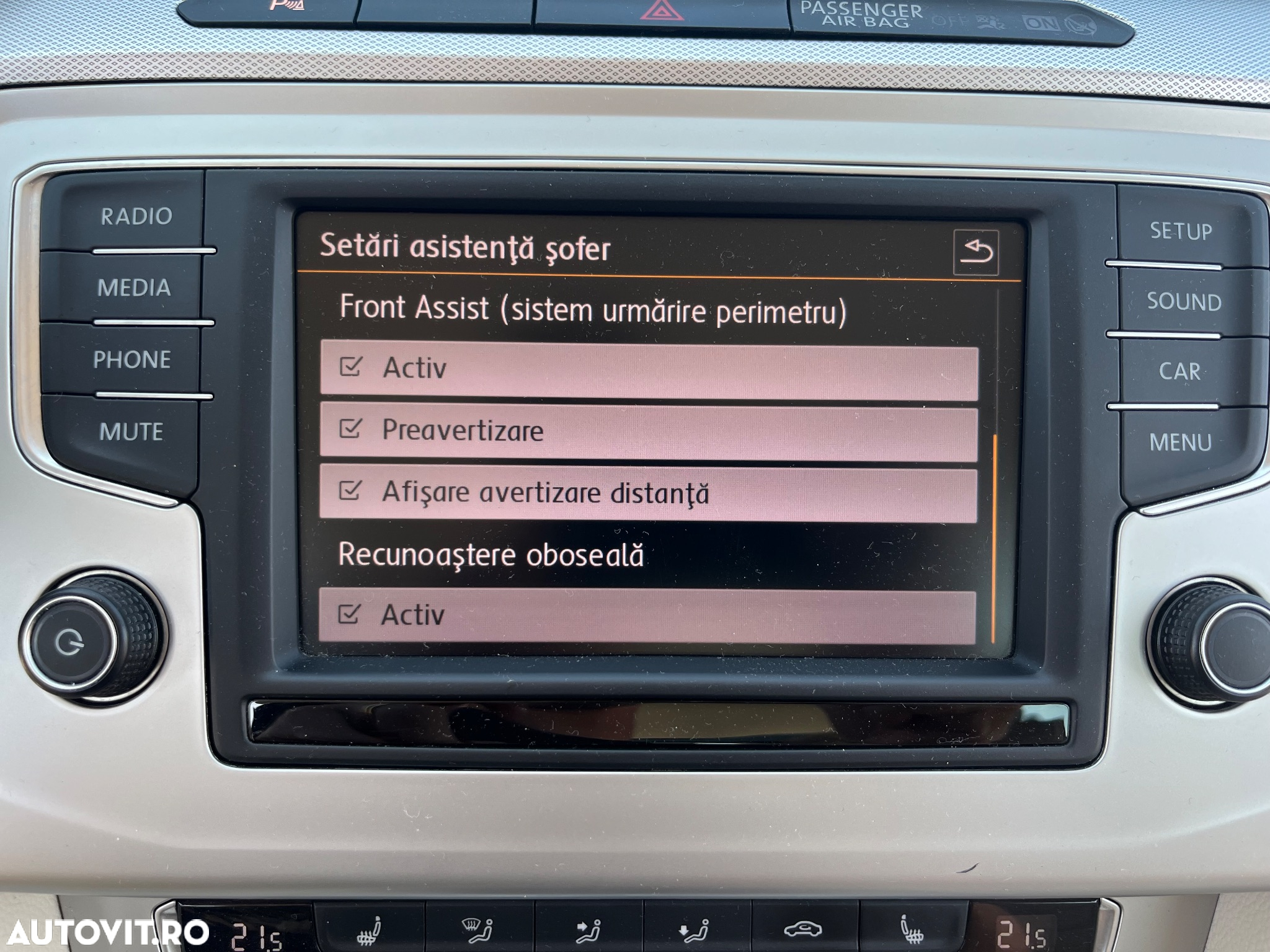 Volkswagen Passat 2.0 TDI Highline - 24