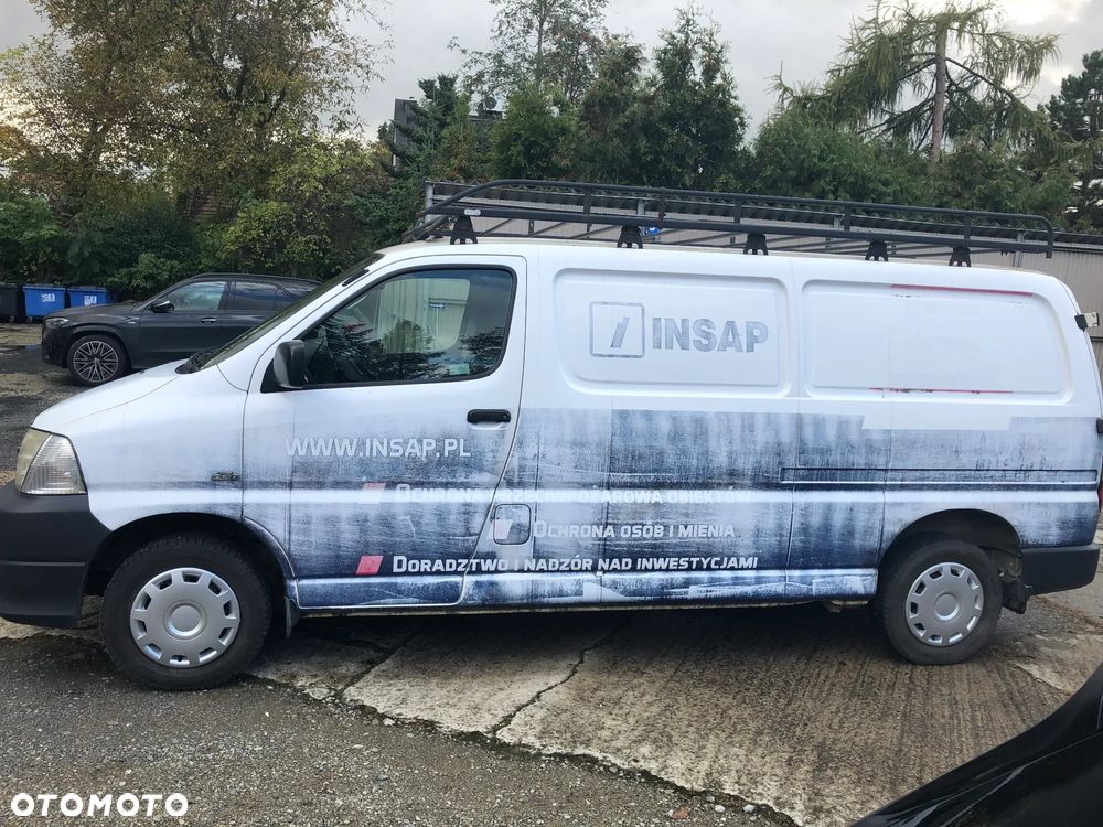 Toyota HIACE - 8