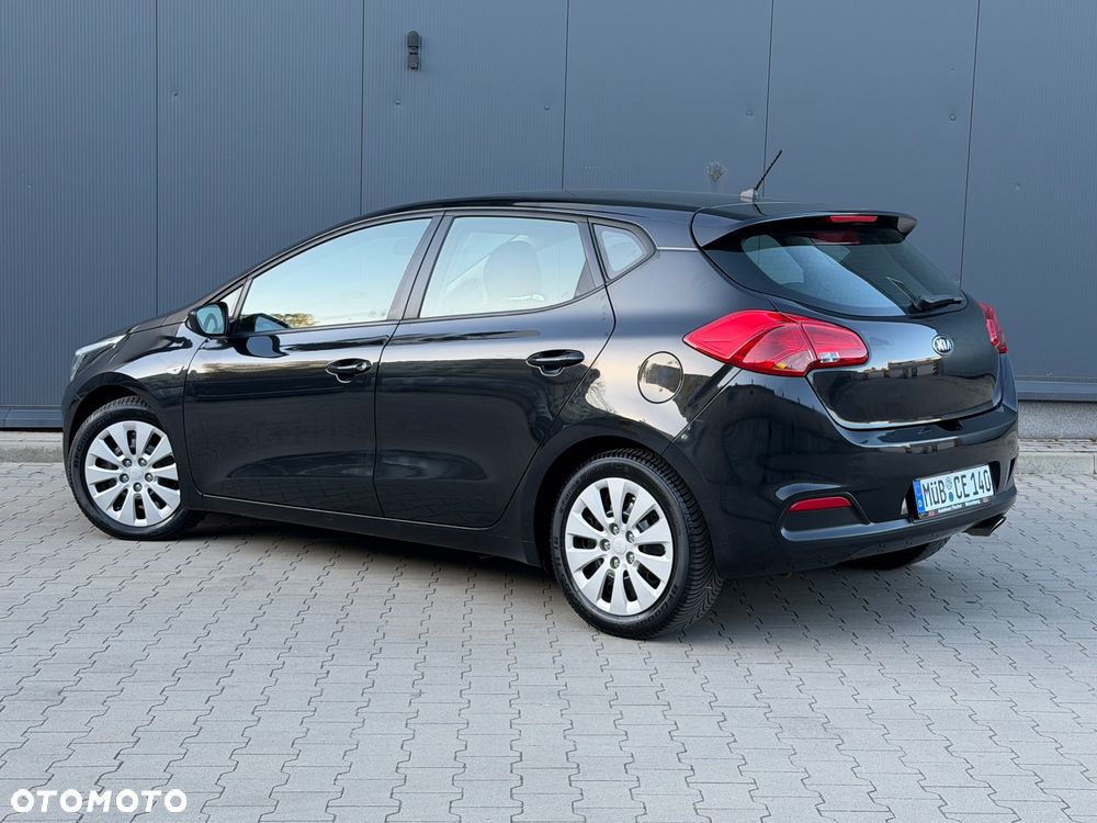 Kia Ceed 1.4 CVVT Spirit - 3