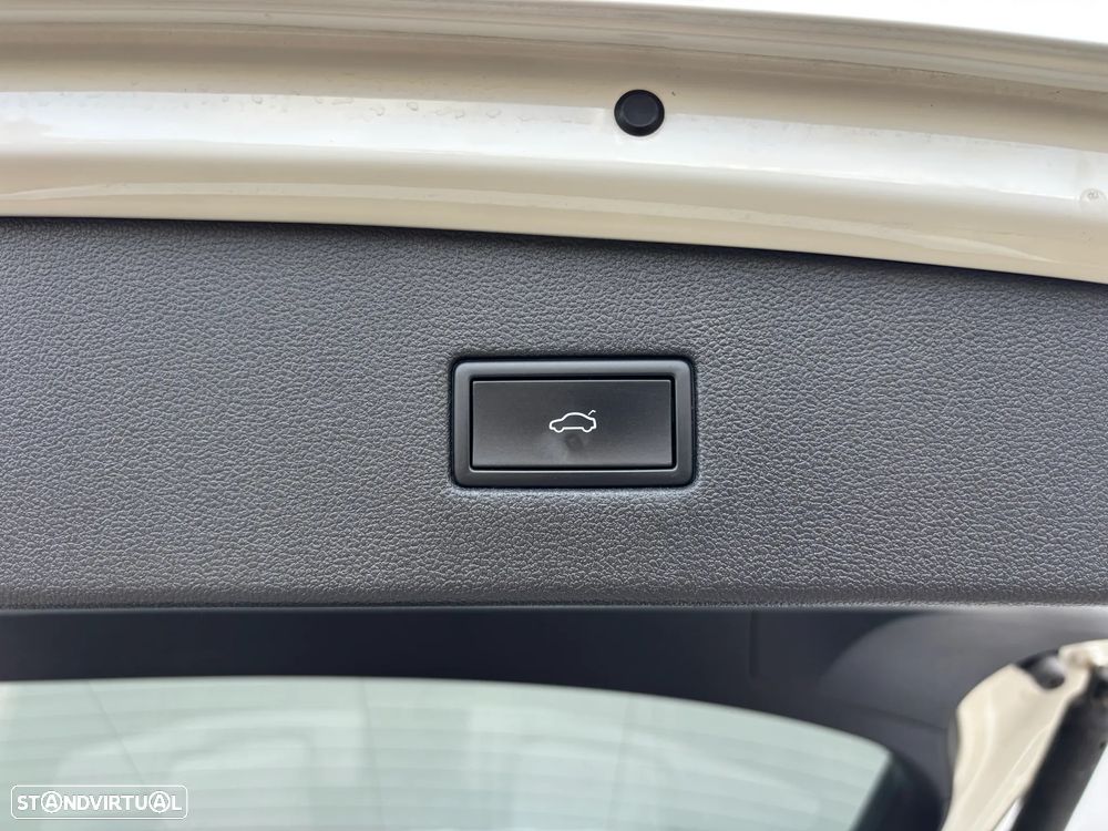 VW Tiguan Allspace 2.0 TDI Confortline DSG - 47