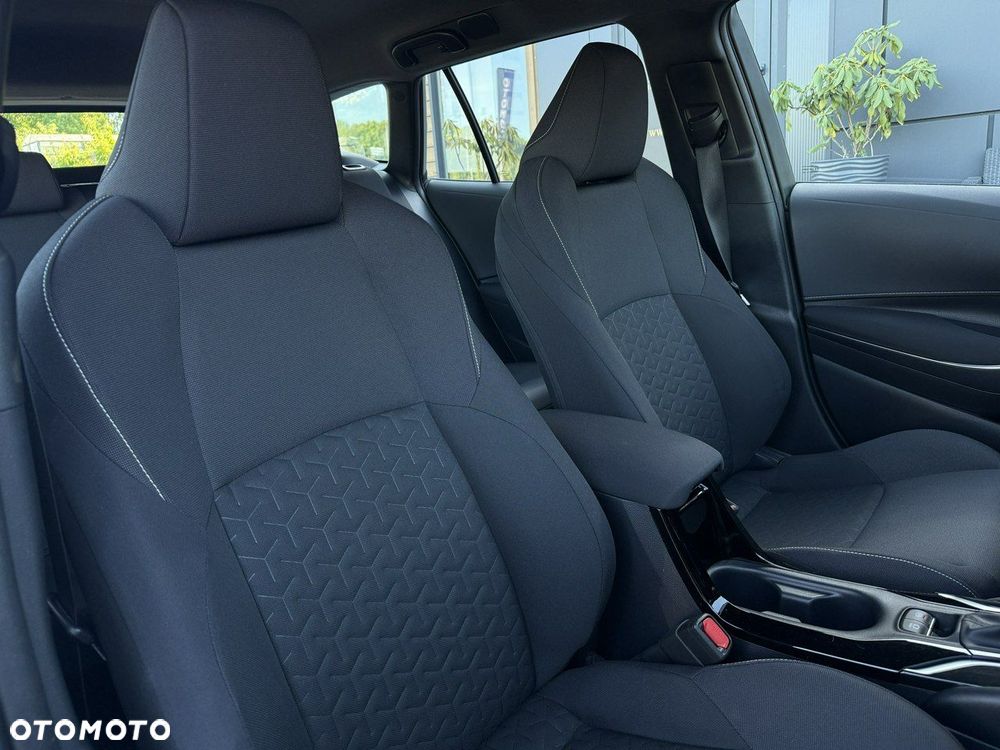 Toyota Corolla 1.8 Hybrid Comfort - 12