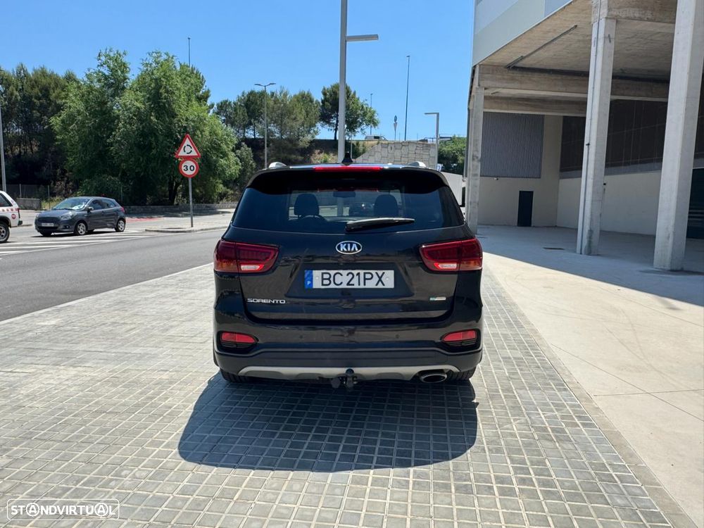 Kia Sorento 2.2 CRDi TOP Aut. - 3