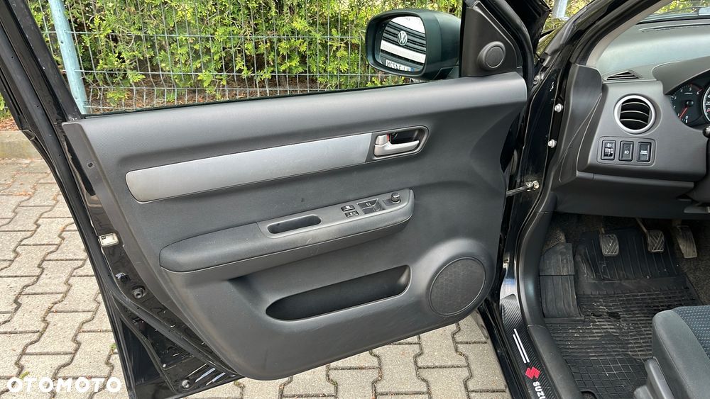 Suzuki Swift - 16