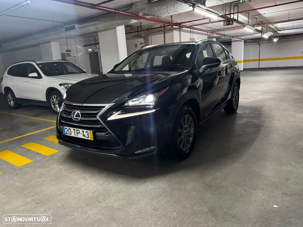 Lexus NX 300h - 1