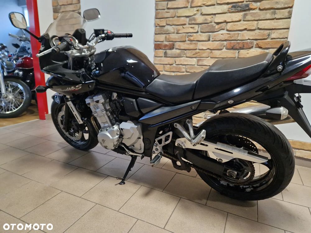 Suzuki Bandit - 23