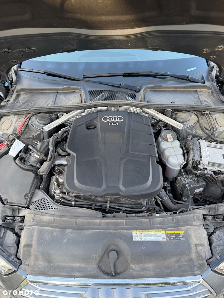 Audi A4 Avant 30 TDI S tronic design - 18