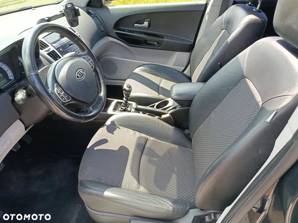 Kia Ceed 1.4 CVVT EX - 37