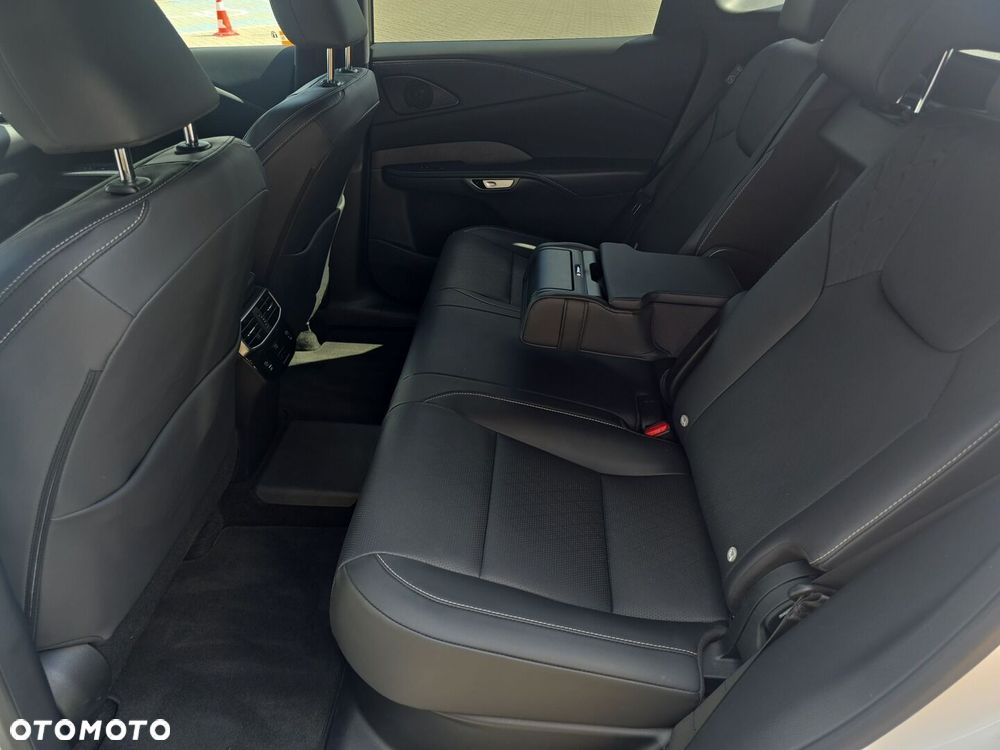 Lexus RX 450h+ F Sport Design - 13