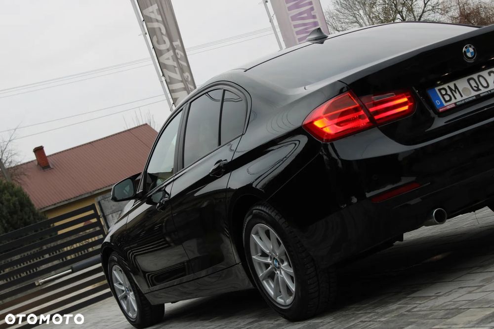 BMW Seria 3 - 21