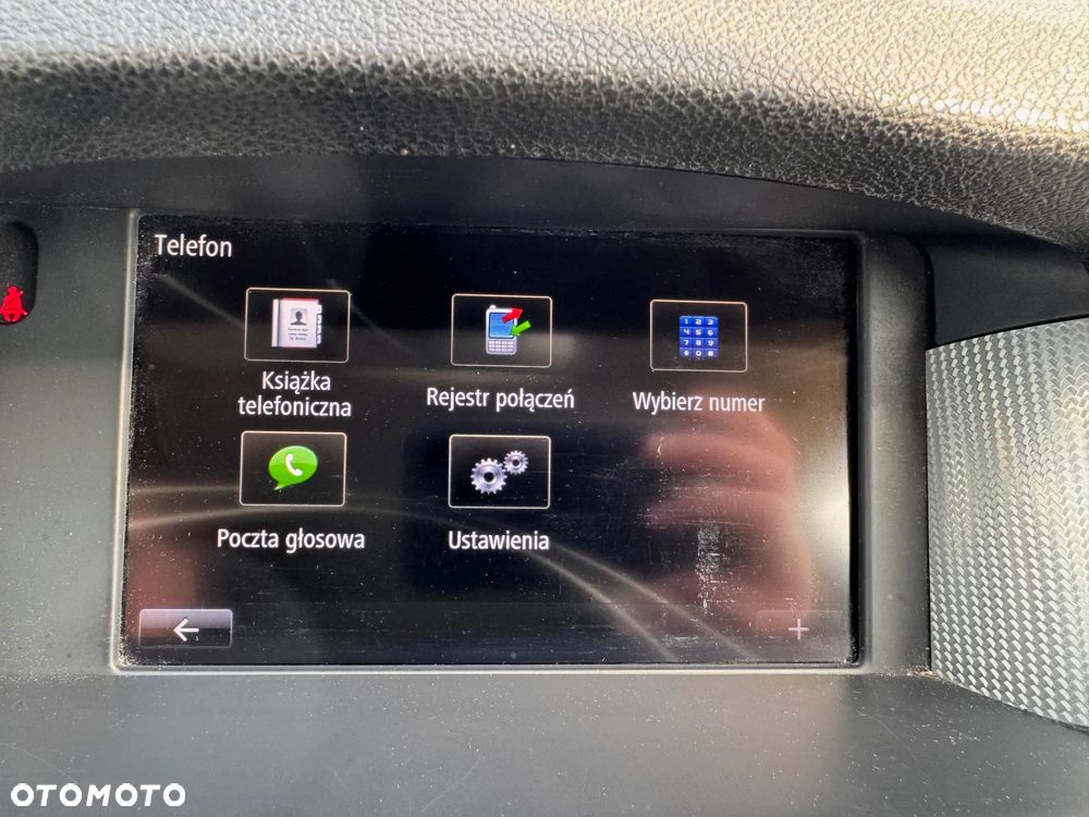 Renault Laguna dCi 150 FAP Start-Stop GT - 26