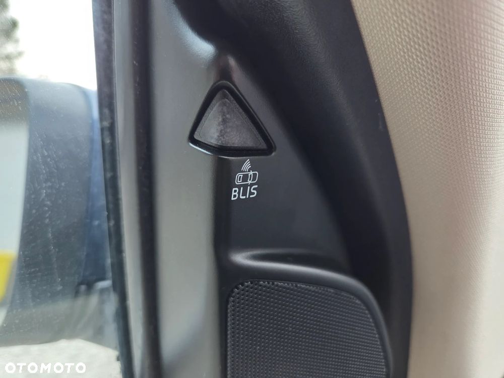 Volvo XC 60 T6 AWD Momentum - 17