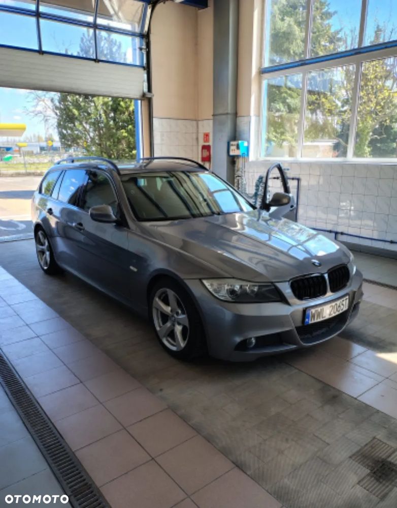 BMW Seria 3 318d - 39