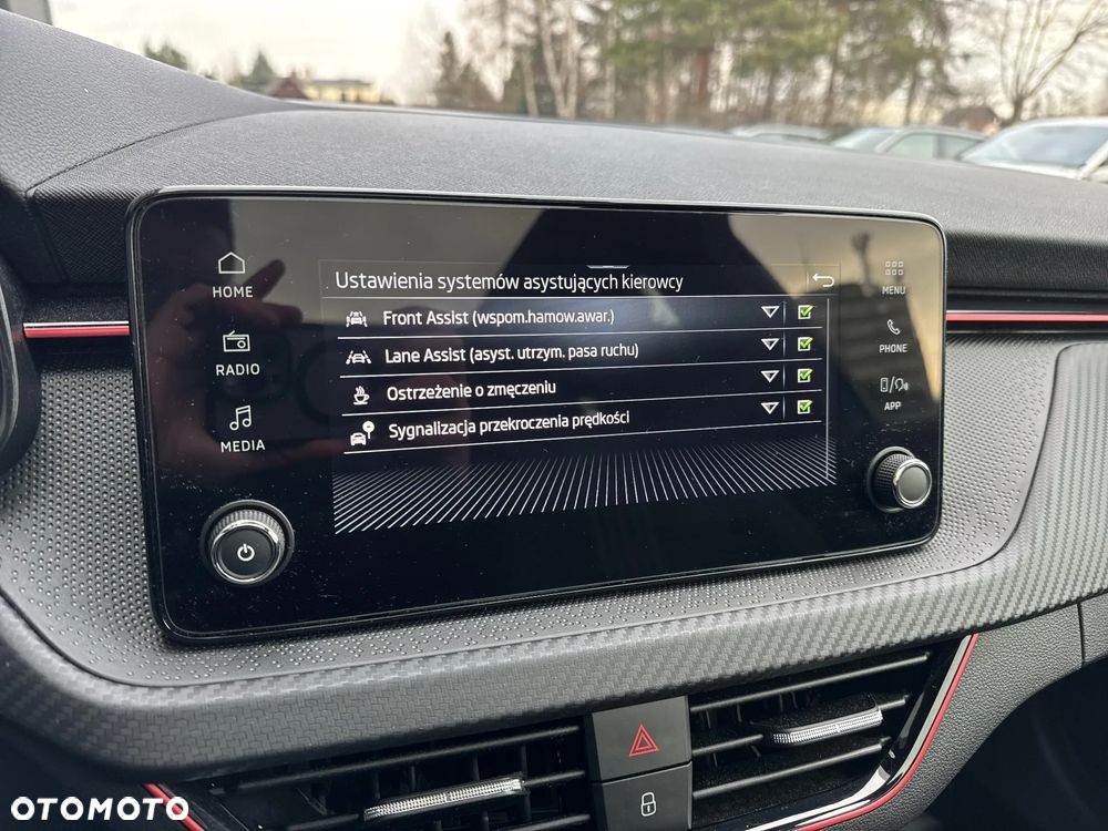 Skoda Kamiq 1.0 TSI Monte Carlo - 23