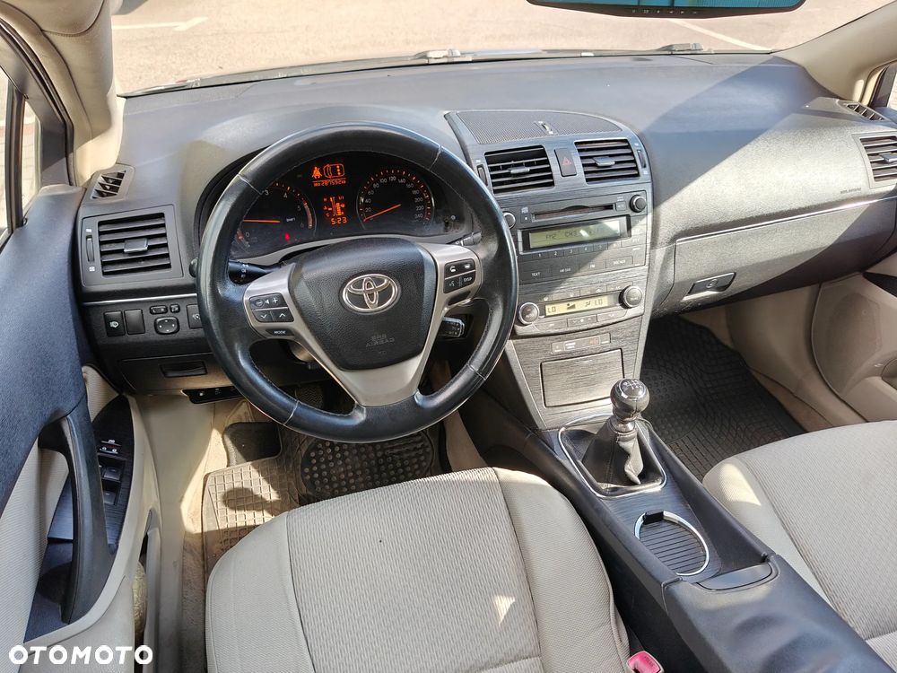 Toyota Avensis 2.0 D-4D Premium - 5