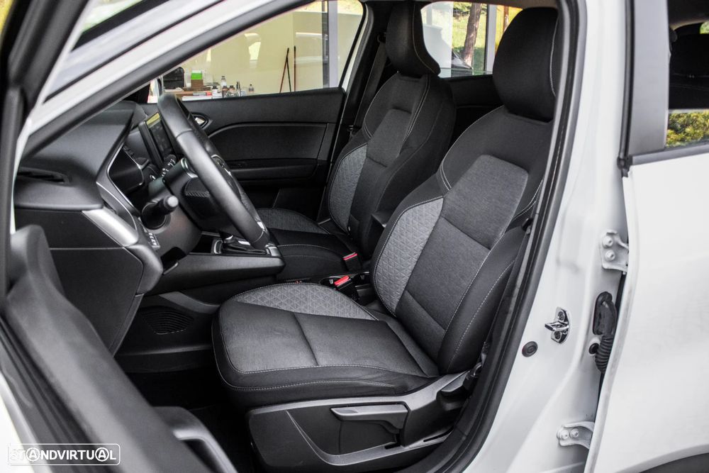 Renault Captur E-TECH 160 INTENS - 28