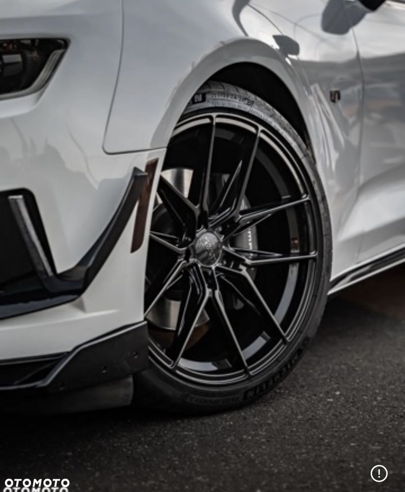 Chevrolet Camaro - 4