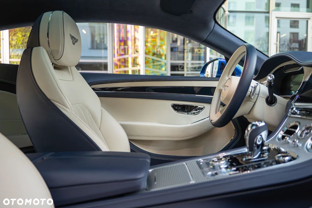 Bentley Continental GT - 4