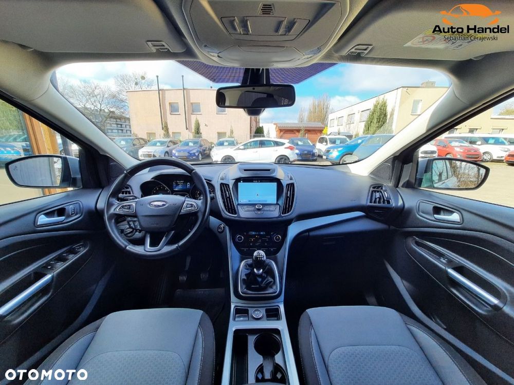 Ford Kuga 1.5 EcoBoost 2x4 Titanium - 5