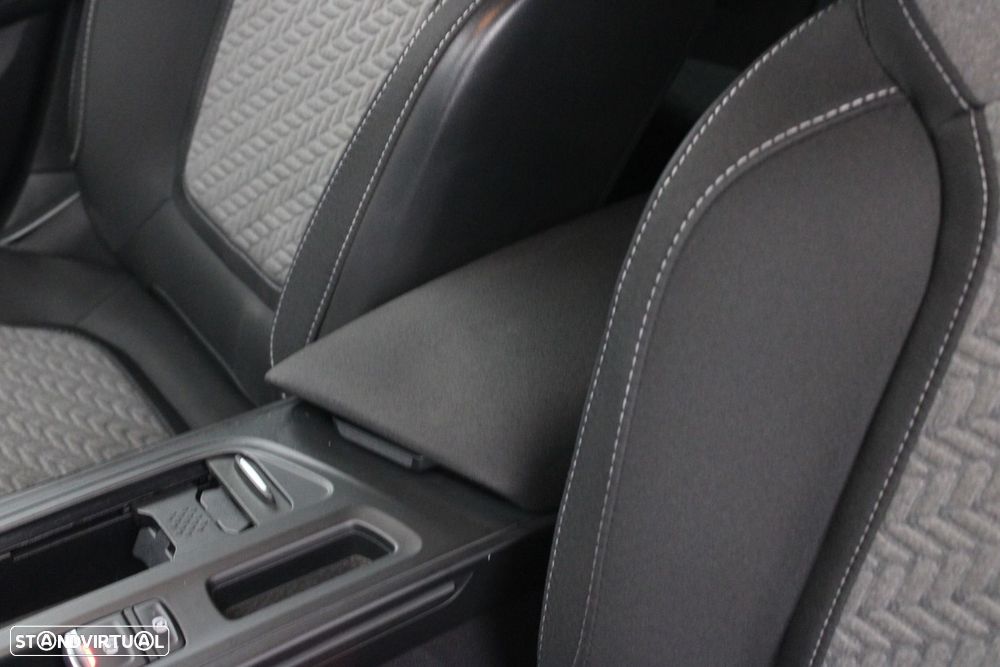 Renault Mégane Sport Tourer 1.6 E-Tech Plug-In Intens - 25