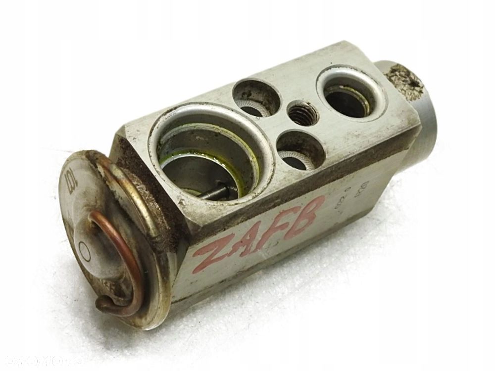 ZAWÓR ROZPRĘŻNY KLIMATYZACJI OPEL ZAFIRA B 1.9 CDTI - 1