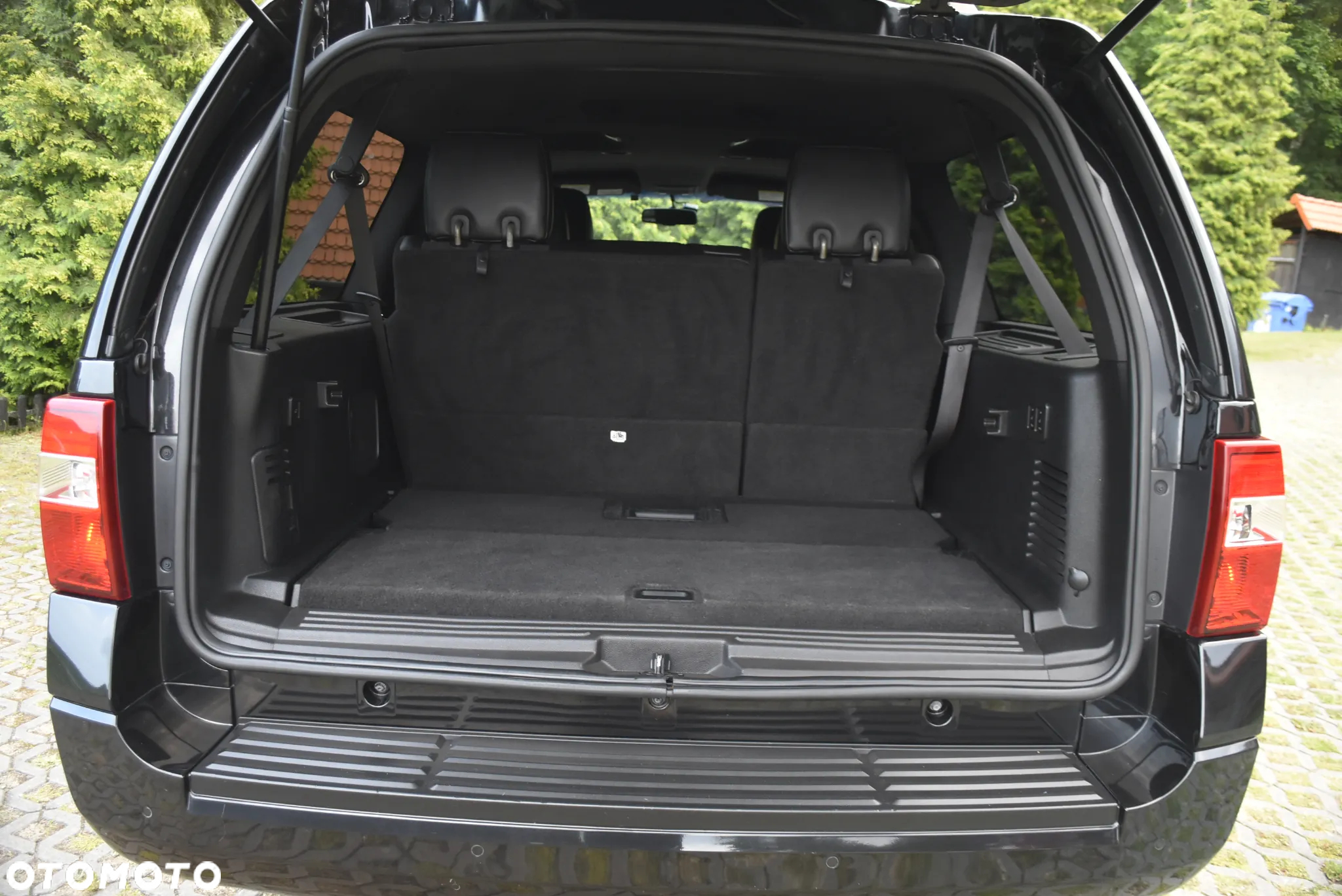 Ford Expedition - 29