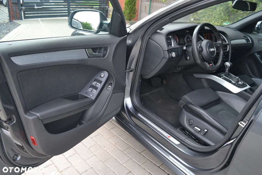 Audi A4 Avant - 16