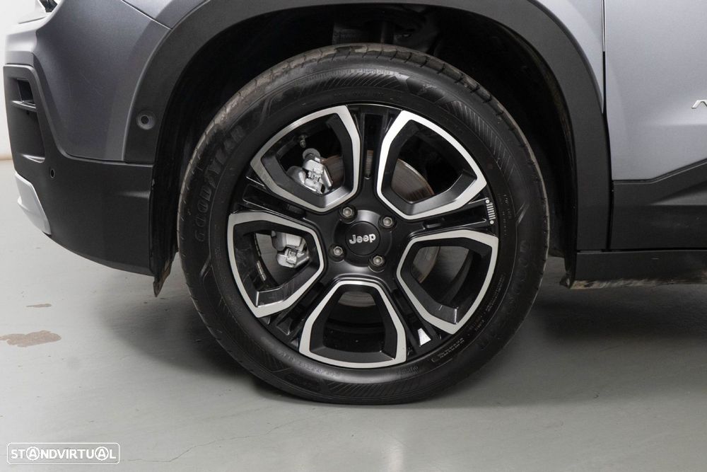 Jeep Avenger 54 kWh Summit - 17