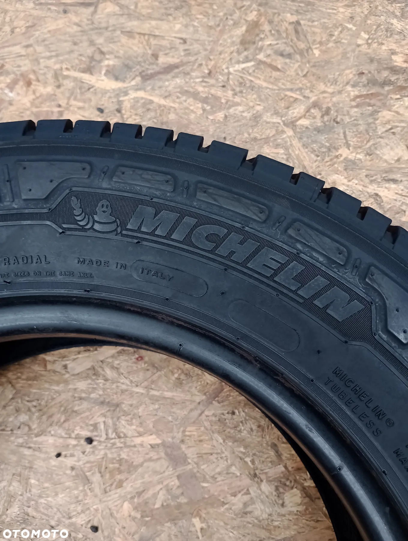 OPONY LETNIE WZMACNIANE 2x 215/65 R16C 106/104T MICHELIN AGLIS 3 - 4