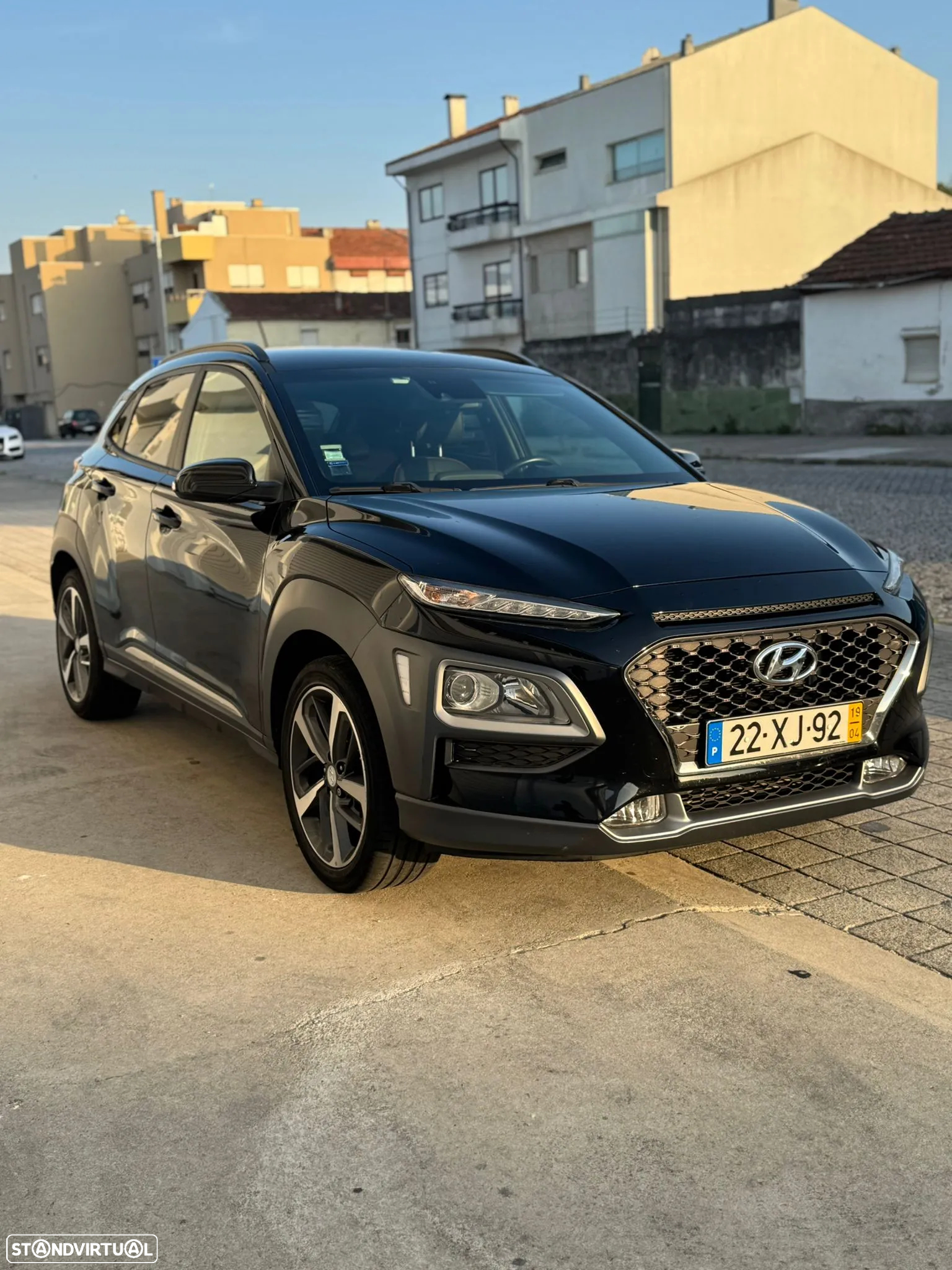 Hyundai Kauai 1.0 T-GDi Premium Tec.Preto - 2