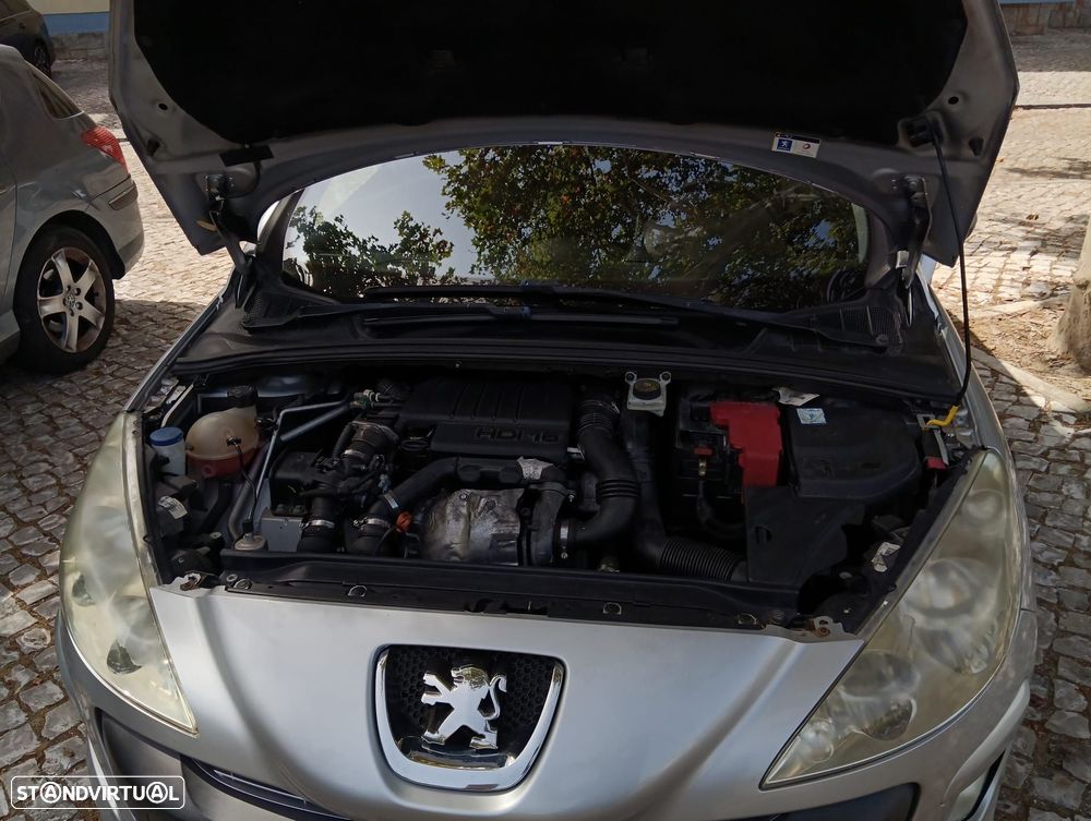 Peugeot 308 SW 1.6 HDi Executive CVM6 - 17