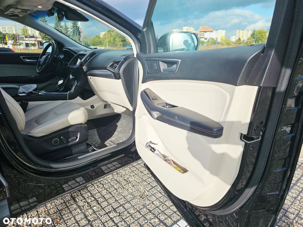 Ford Edge - 9