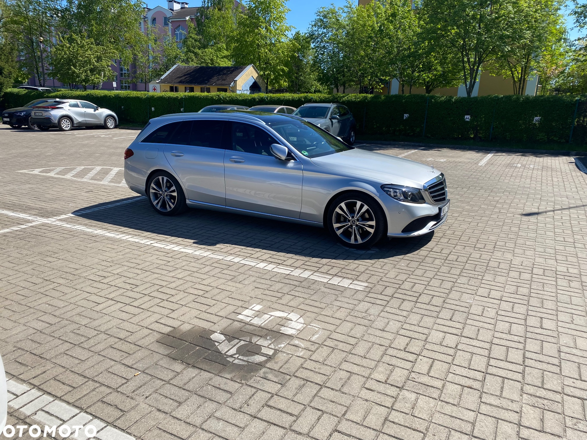 Mercedes-Benz Klasa C 220 d T 9G-TRONIC Exclusive - 4