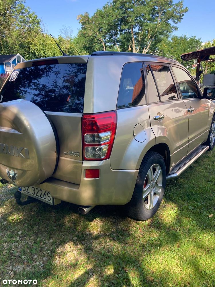 Suzuki Grand Vitara 2.7 V6 - 4