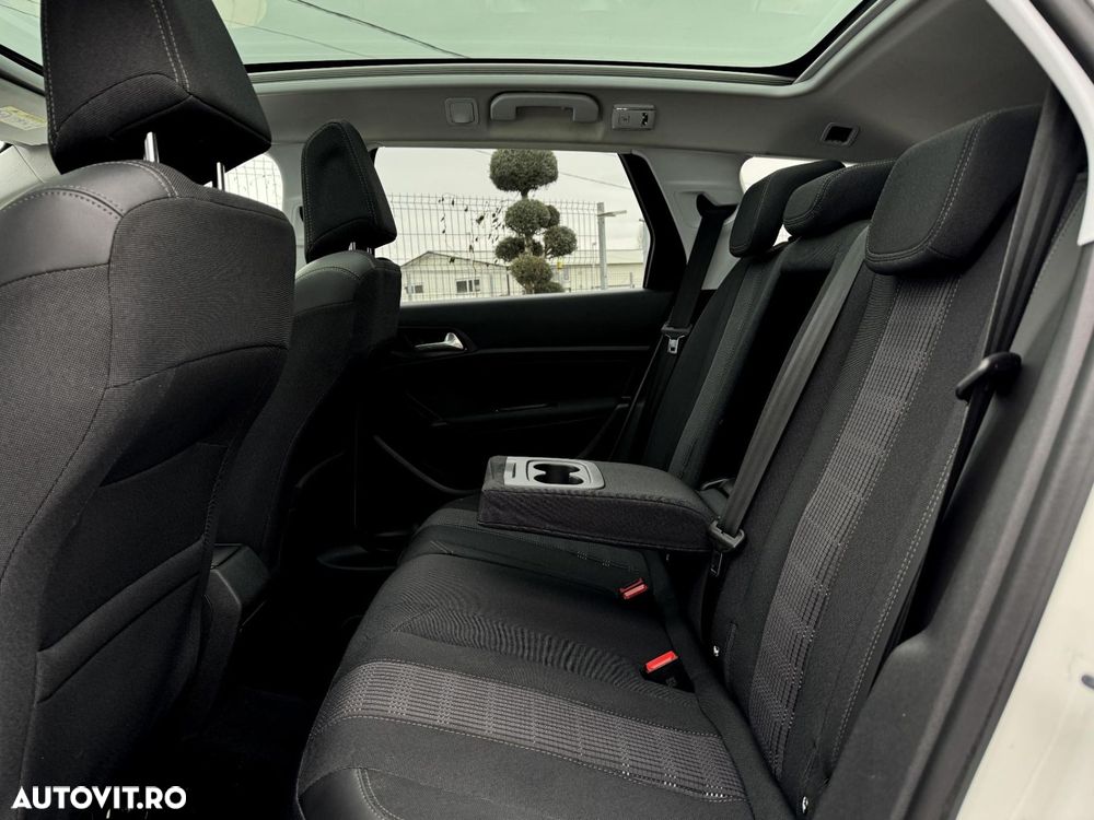 Peugeot 308 - 17
