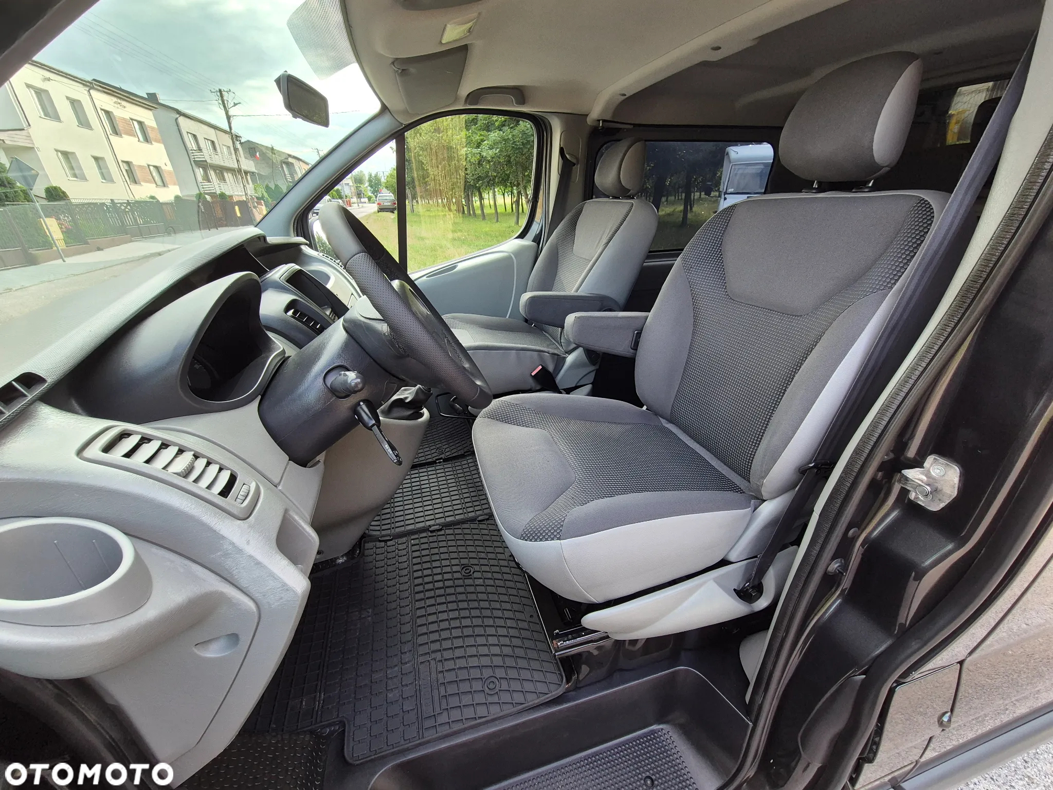 Opel Vivaro - 23