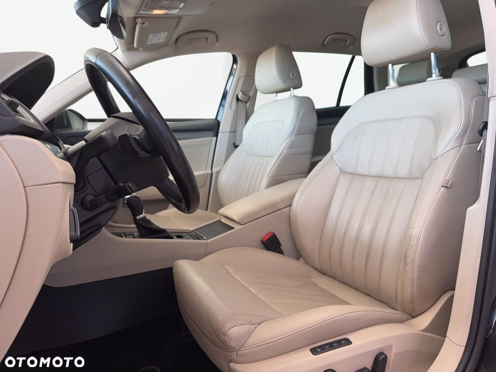 Skoda Superb - 11