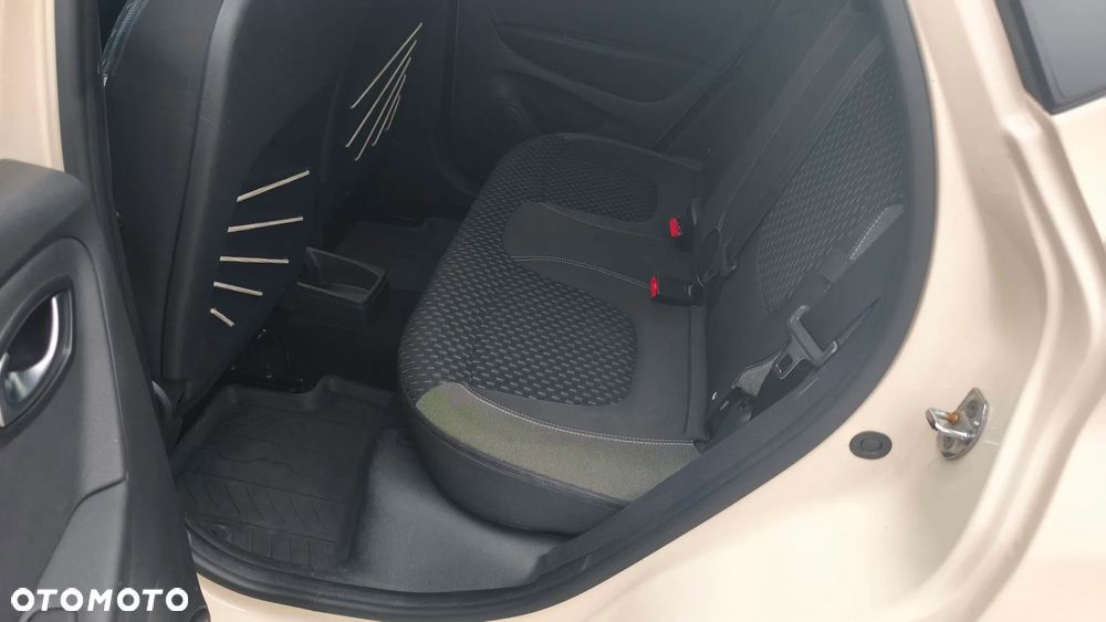 Renault Captur ENERGY TCe 90 Experience - 16