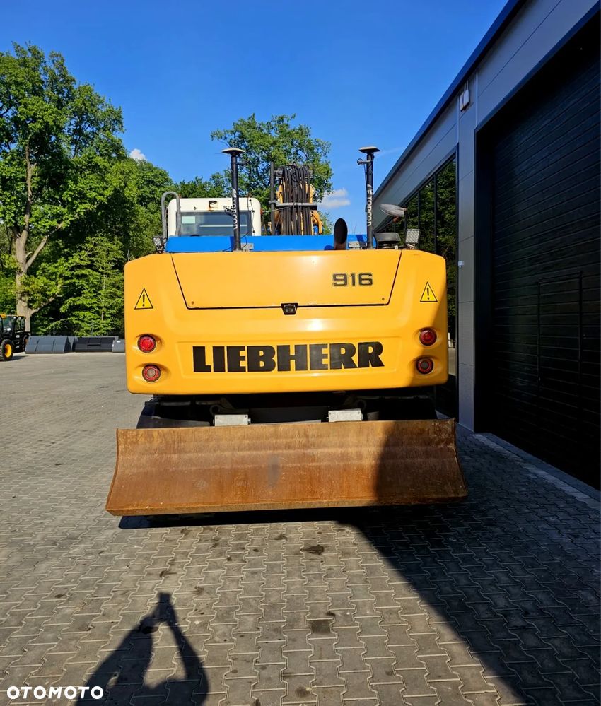 Liebherr A916 - 4
