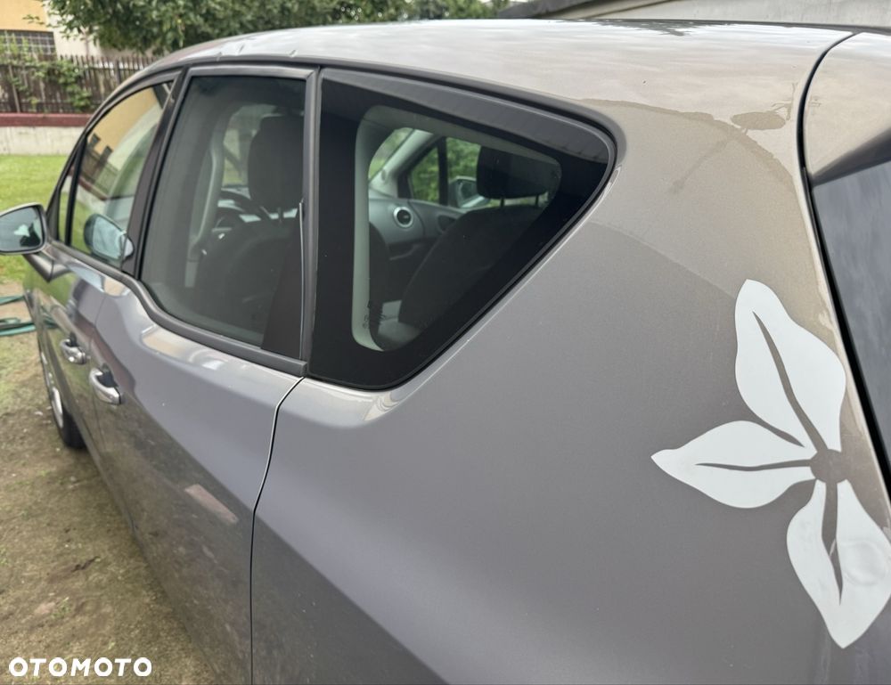 Opel Meriva - 8