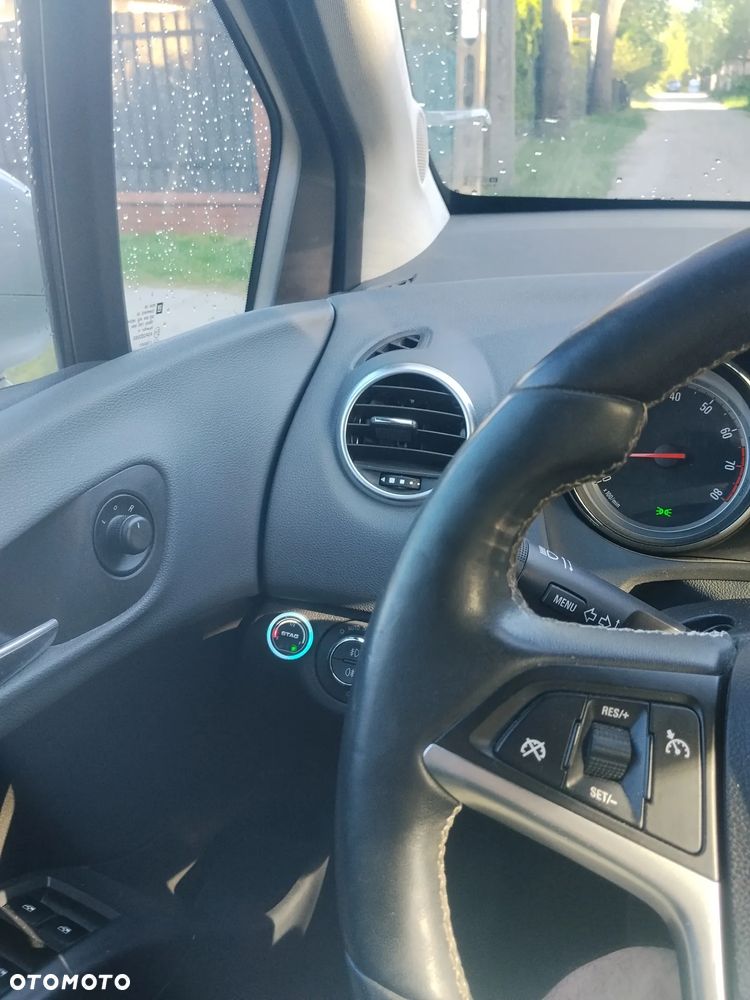 Opel Meriva - 10