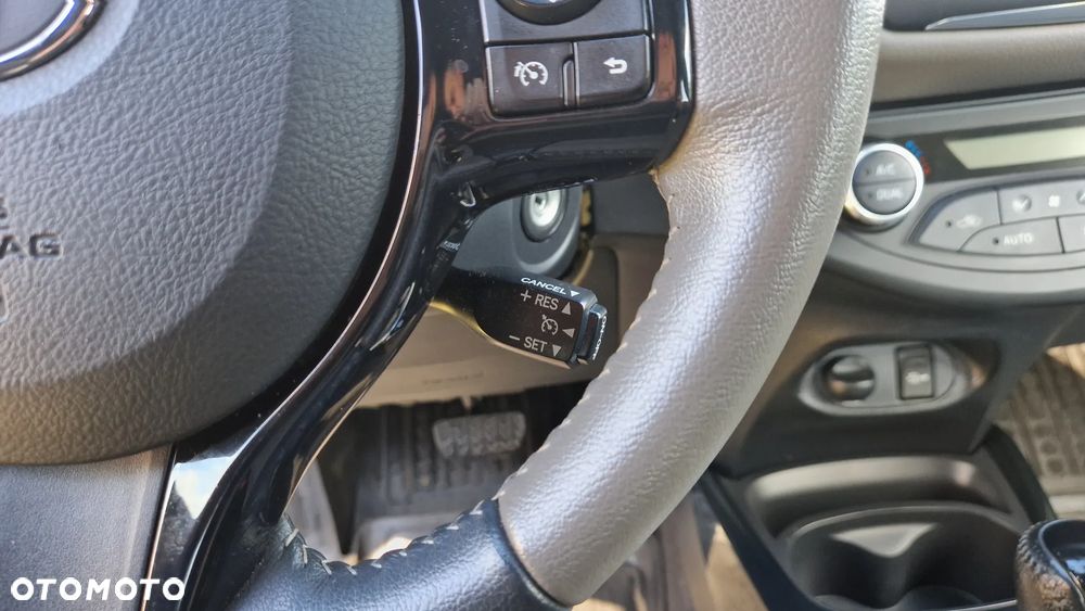 Toyota Yaris 1.5 Selection CVT - 17