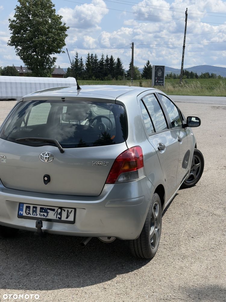 Toyota Yaris - 5