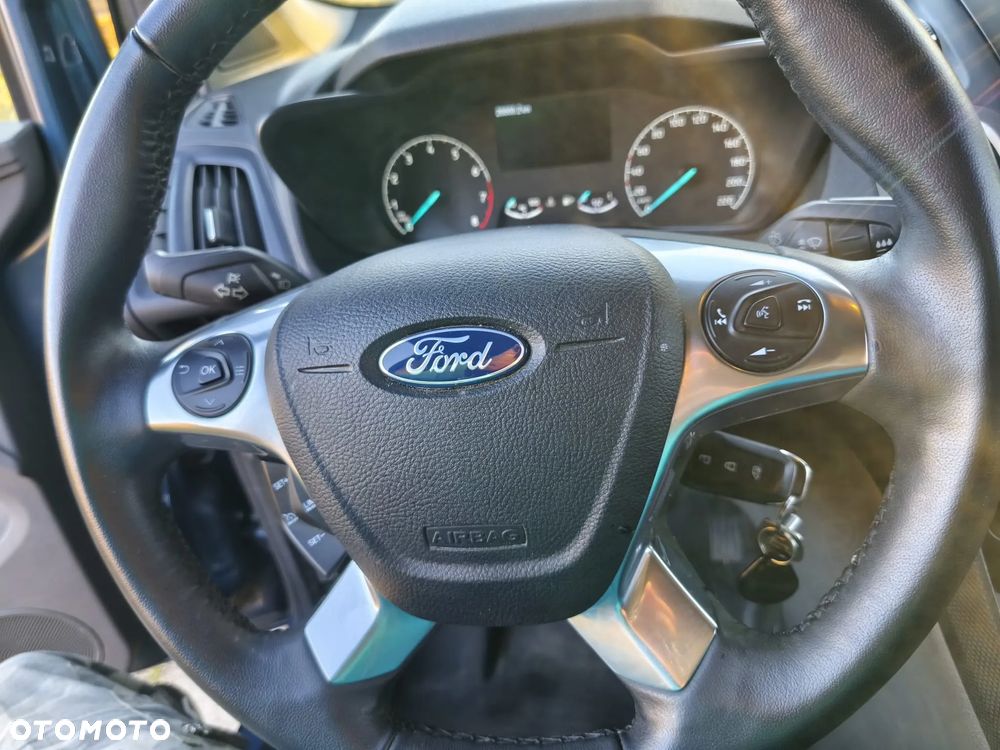 Ford Transit Connect - 4