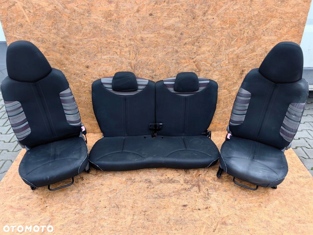 Fotele kanapa komplet TOYOTA AYGO I PEUGEOT 107 CITROEN C1 - 2