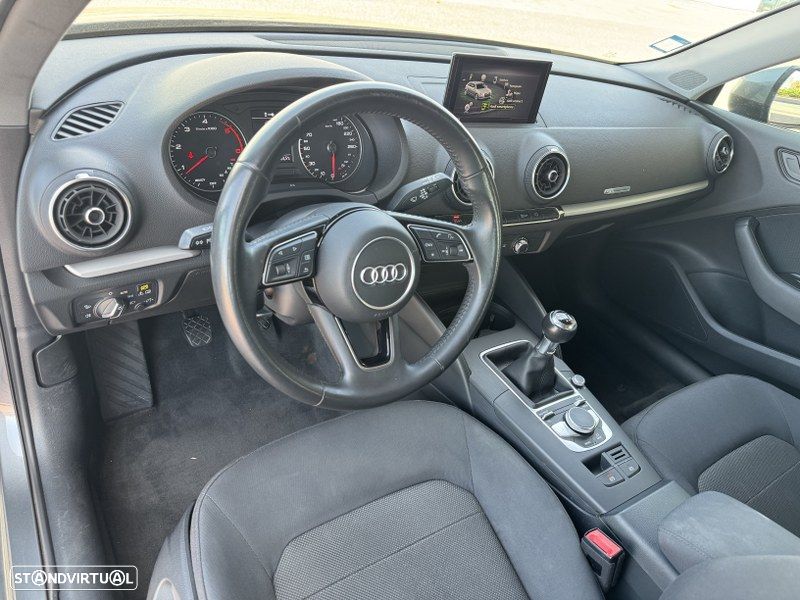 Audi A3 Sportback 2.0 TDI Design - 3