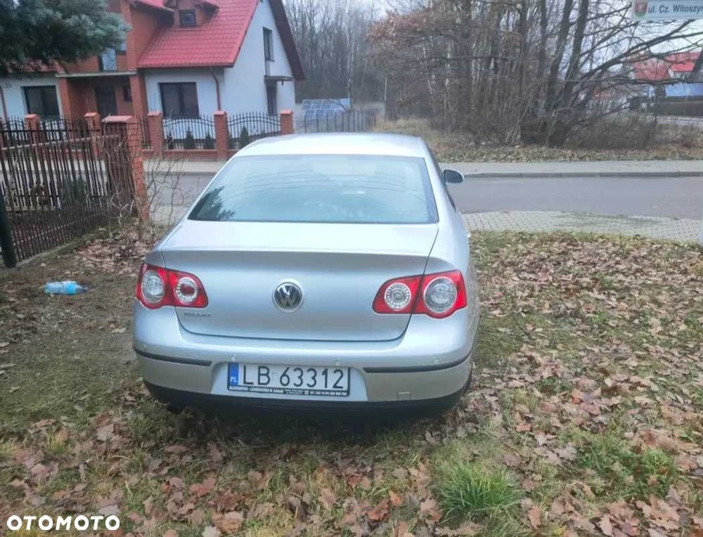 Volkswagen Passat - 6