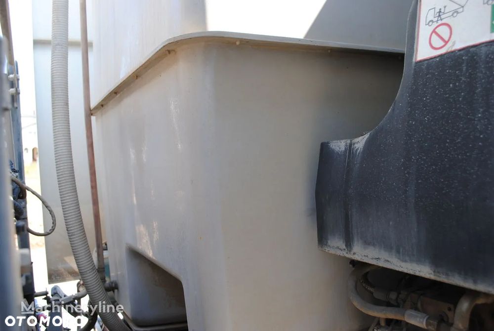 SCARAB MERLIN Hydrostat Euro 6 2014 Szczotki L/R PM10 Zamiatarka na części - 12