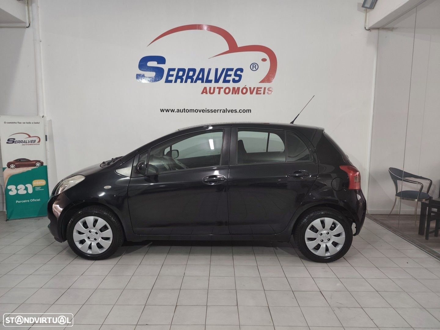 Toyota Yaris 1.0 VVT-i AC - 4
