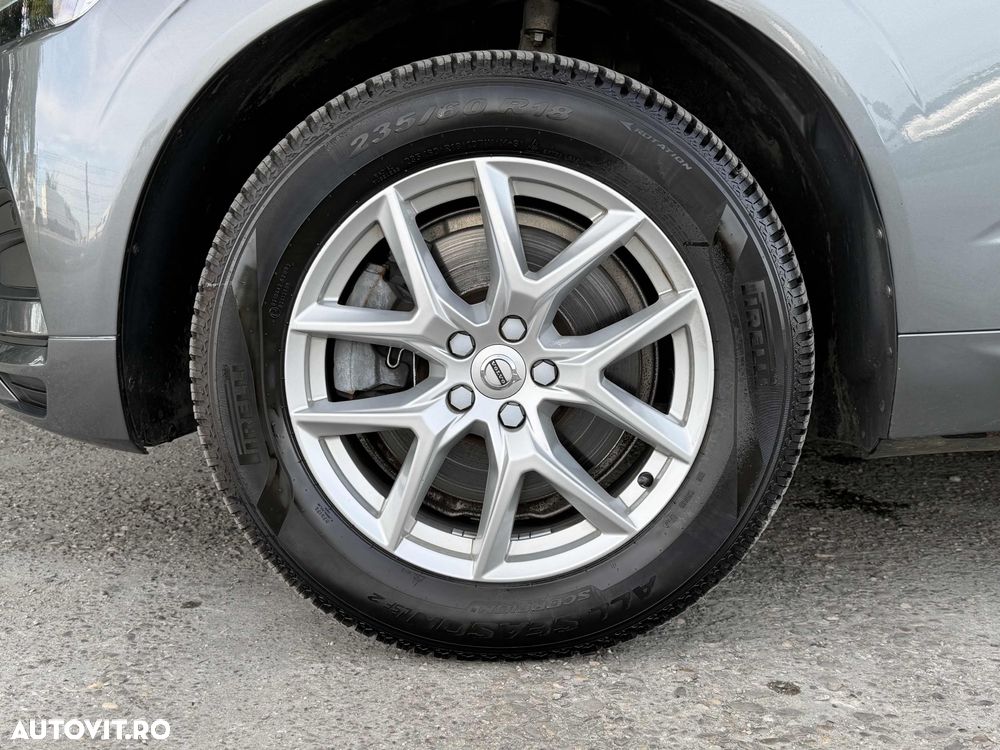 Volvo XC 60 D4 Geartronic Momentum Pro - 31